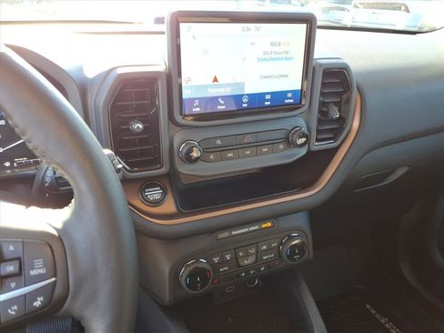 Used 2023 Ford Bronco Sport Outer Banks w/ Tech Package AWD/4WD image 14