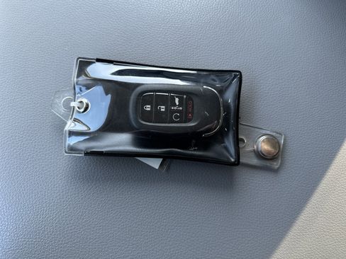 Used 2024 Honda Pilot Touring image 32