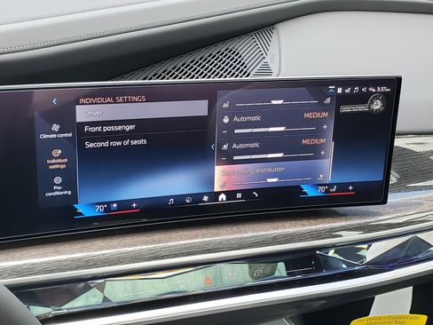 New 2026 BMW 740i xDrive AWD/4WD image 27