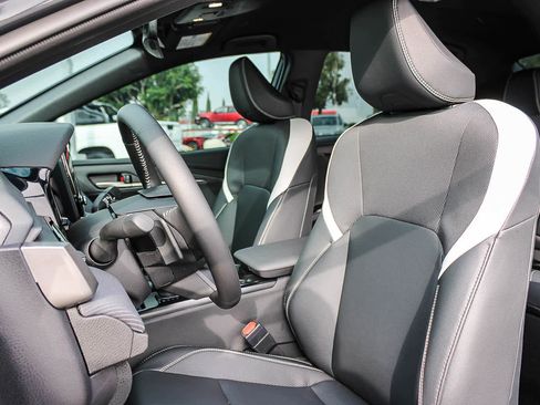Used 2026 Toyota Camry SE w/ Convenience Package FWD image 17