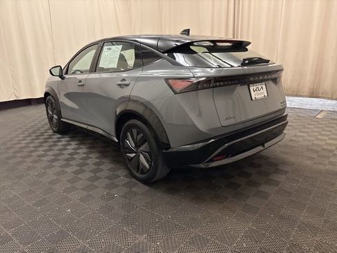 Used 2023 Nissan Ariya AWD image 7