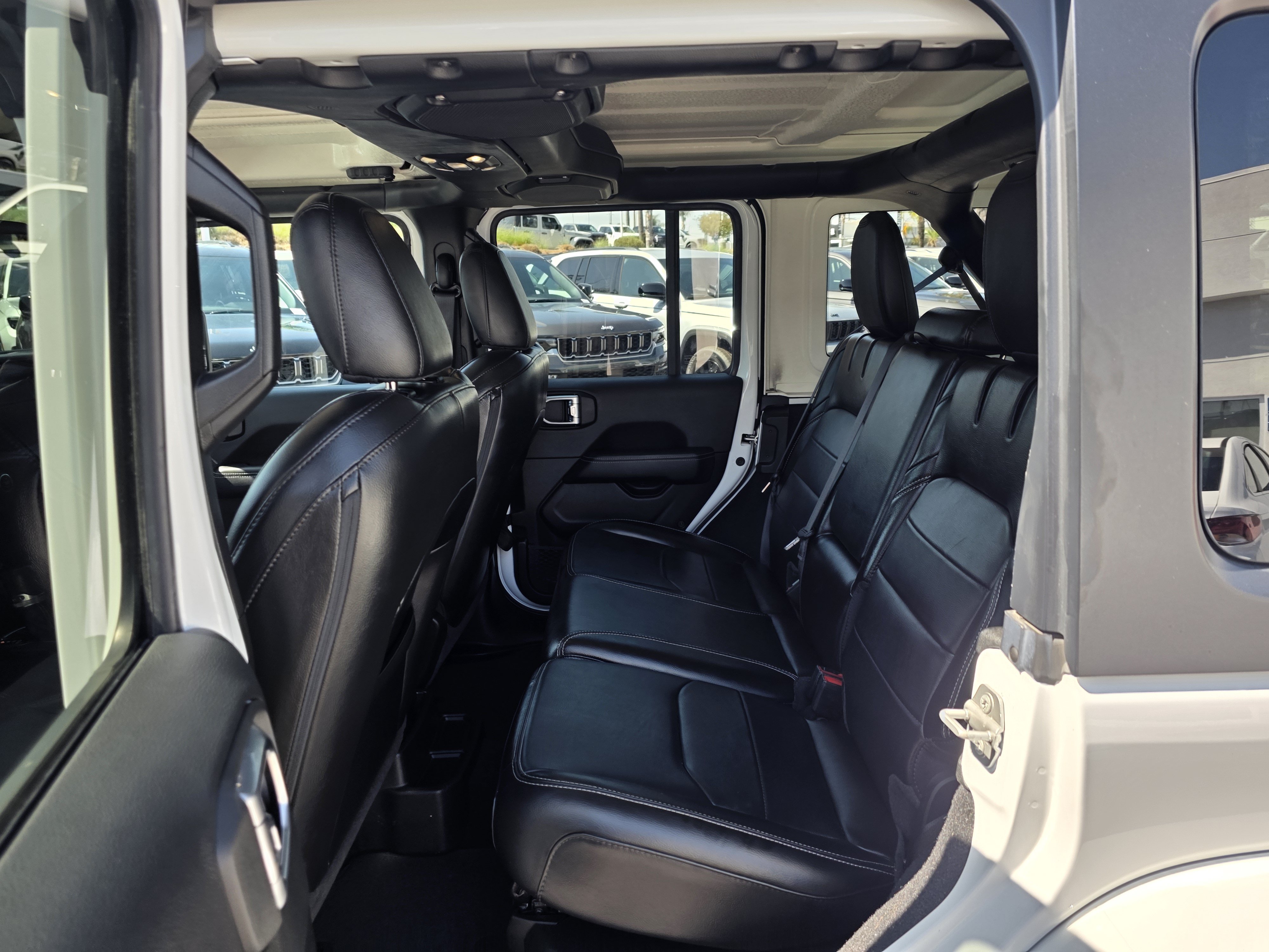 Certified 2023 Jeep Wrangler Unlimited Sahara AWD/4WD image 17