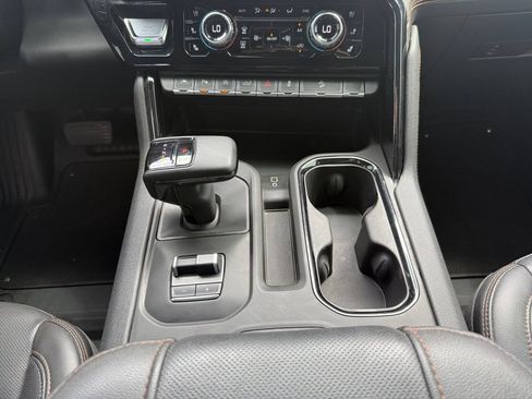Used 2023 GMC Sierra 1500 AT4 w/ Technology Package AWD/4WD image 14