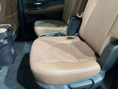 Certified 2024 Toyota Grand Highlander Platinum image 21