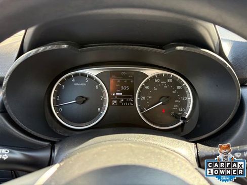 Used 2024 Nissan Versa S w/ Trunk Package image 10