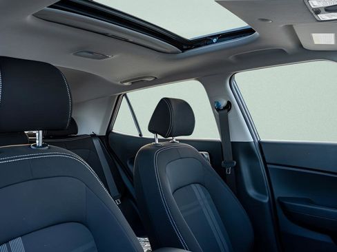 New 2026 Hyundai Venue SEL FWD image 13