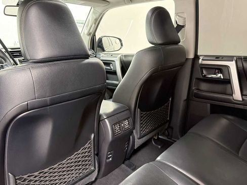 Used 2015 Toyota 4Runner Limited AWD/4WD image 26
