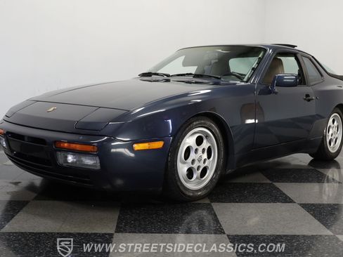 Used 1987 Porsche 944 Turbo image 20