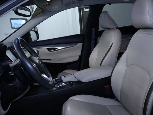 Used 2020 INFINITI QX50 Sensory w/ Proactive Package AWD/4WD image 15