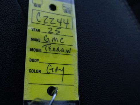 Certified 2025 GMC Terrain Elevation image 25