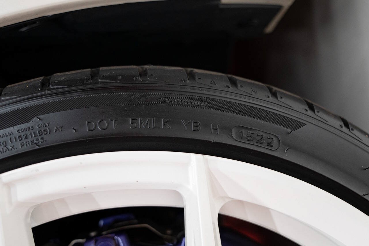 Used 2013 Cadillac CTS V RWD image 33