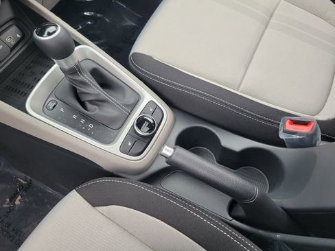 Used 2026 Hyundai Venue SEL image 14