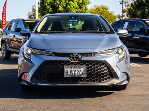 Used 2020 Toyota Corolla LE w/ Carpet Mat Package (TMS) FWD image 2