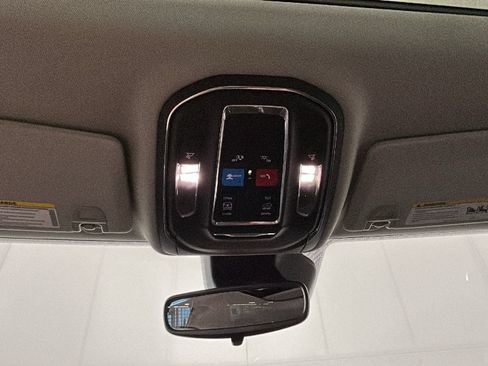 Used 2023 Jeep Grand Cherokee Laredo AWD/4WD image 28