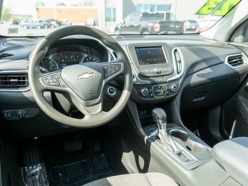 Used 2023 Chevrolet Equinox LT w/ LPO, Floor Liner Package image 12