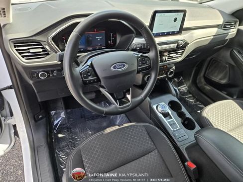 Used 2024 Ford Escape Active AWD/4WD image 11