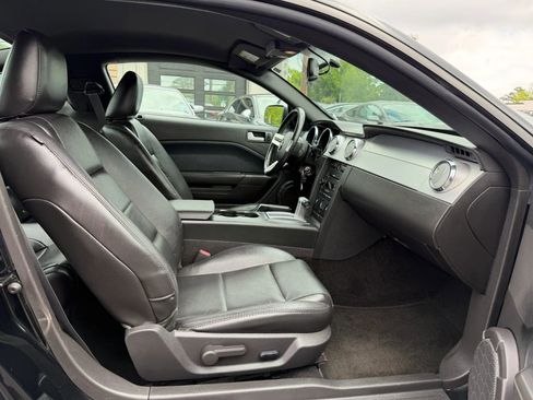 Used 2007 Ford Mustang Premium RWD image 17