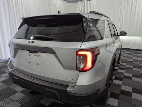 Used 2022 Ford Explorer Timberline w/ Timberline Technology Package AWD/4WD image 9