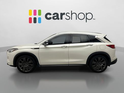 Used 2020 INFINITI QX50 Essential w/ Edition 30 Package AWD/4WD image 2
