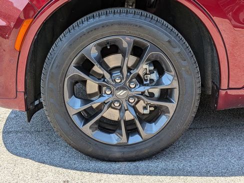 Used 2023 Dodge Durango GT AWD/4WD image 33