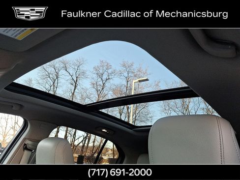 Certified 2023 Cadillac XT4 Luxury w/ Cold Weather Package image 14