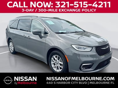 Used 2022 Chrysler Pacifica Touring-L