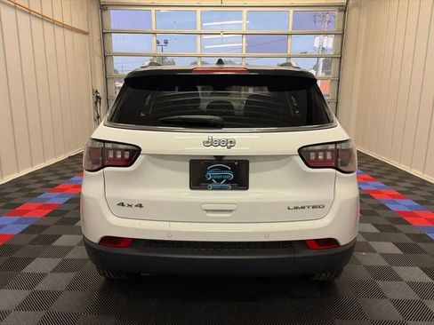 Used 2025 Jeep Compass Limited AWD/4WD image 5