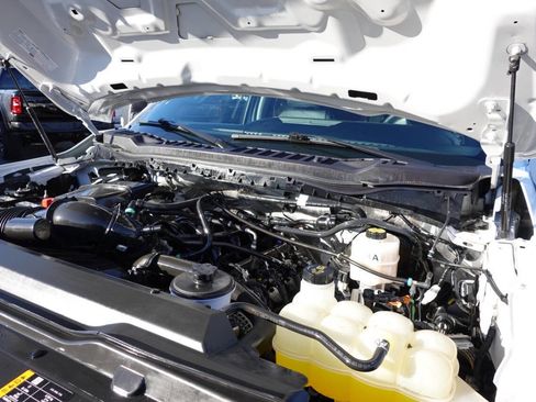 Used 2023 Ford F250 XLT image 53