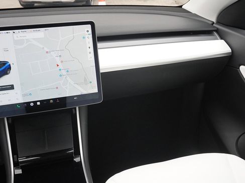 Used 2020 Tesla Model Y Performance image 35