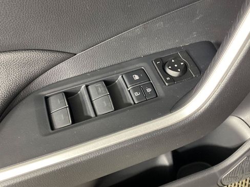 Used 2025 Toyota RAV4 XLE w/ Convenience Package AWD/4WD image 23