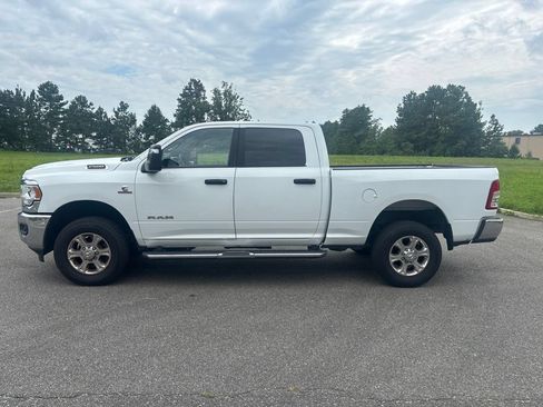 Used 2024 RAM 2500 Big Horn AWD/4WD image 4
