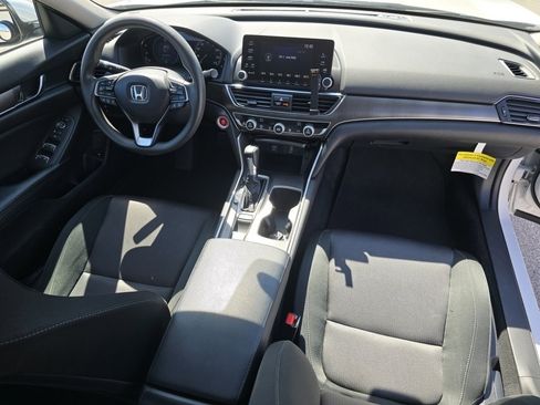 Used 2018 Honda Accord LX image 18