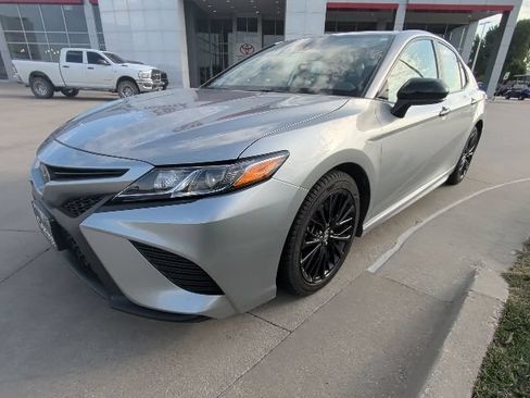 Used 2020 Toyota Camry SE w/ Protection Package (Q2) FWD image 8