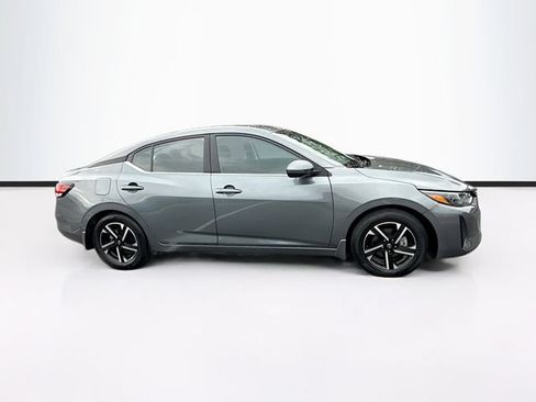 Used 2025 Nissan Sentra SV FWD image 12