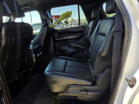 Used 2021 Ford Expedition Max XLT image 13