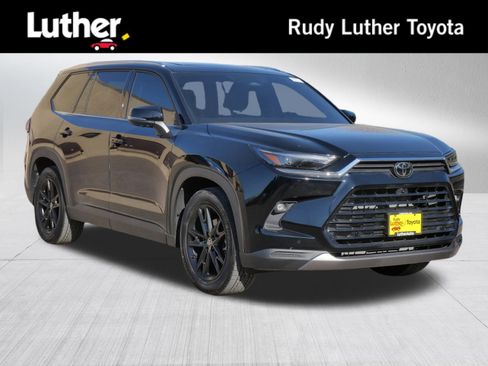 Certified 2025 Toyota Grand Highlander AWD image 1