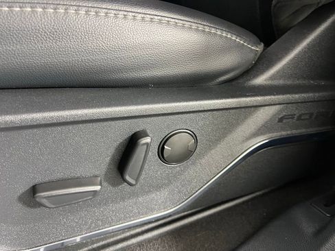 Used 2024 Ford F250 Lariat w/ Sport Appearance Package image 24