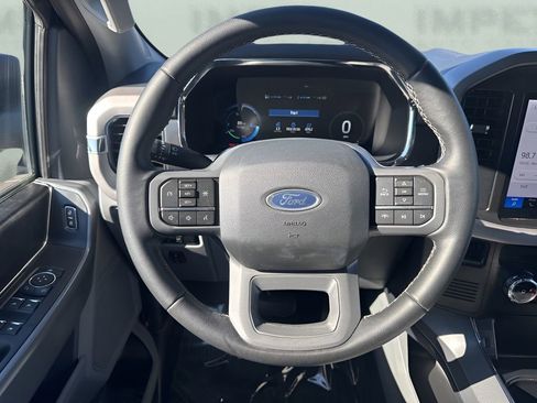 Used 2023 Ford F150 Lightning XLT image 13