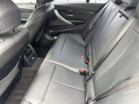 Used 2017 BMW 330i Sedan image 22