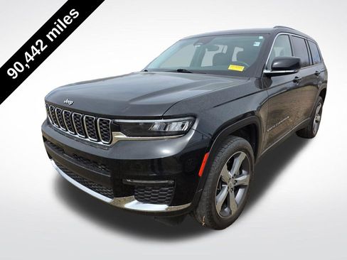 Used 2021 Jeep Grand Cherokee L Limited AWD/4WD image 2