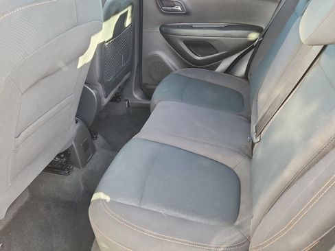 Used 2018 Chevrolet Trax LS FWD image 11