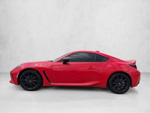 Used 2022 Toyota GR86 Premium RWD image 8