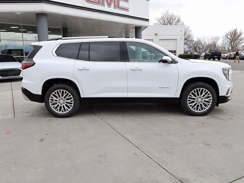 New 2026 GMC Acadia Denali w/ Super Cruise Package FWD image 7