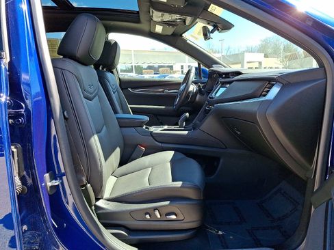 Certified 2023 Cadillac XT5 Sportv w/ Technology Package image 20