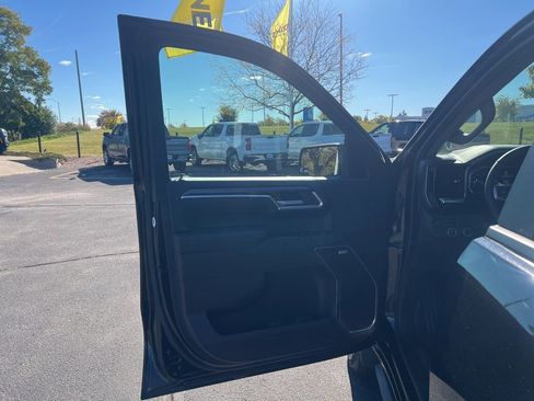 New 2025 Chevrolet Silverado 1500 RST w/ Convenience Package II image 7