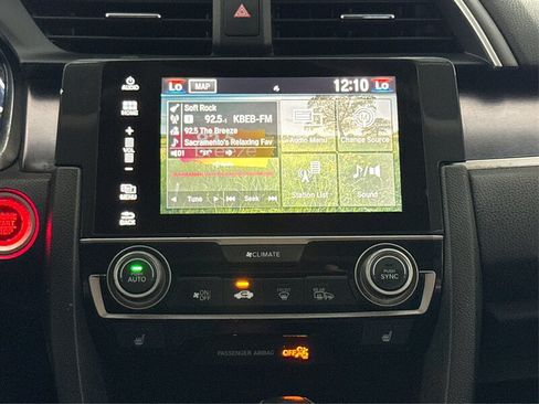 Used 2016 Honda Civic Touring image 14