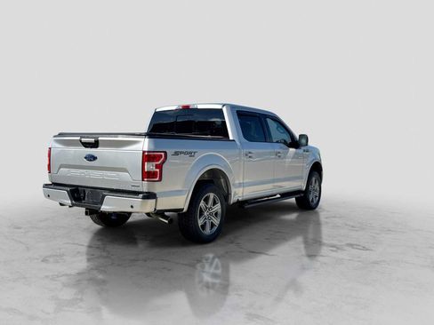 Used 2018 Ford F150 XLT w/ Equipment Group 302A Luxury AWD/4WD image 6