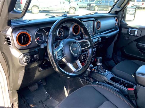 Certified 2023 Jeep Gladiator Mojave w/ Trailer Tow Package AWD/4WD image 15