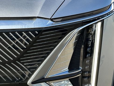 Certified 2025 Cadillac Lyriq Luxury image 47