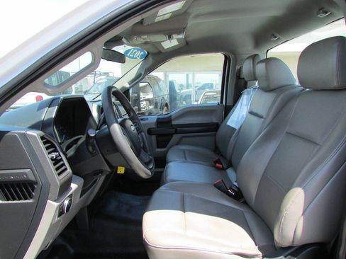 Used 2021 Ford F250 XL w/ Power Equipment Group RWD image 13